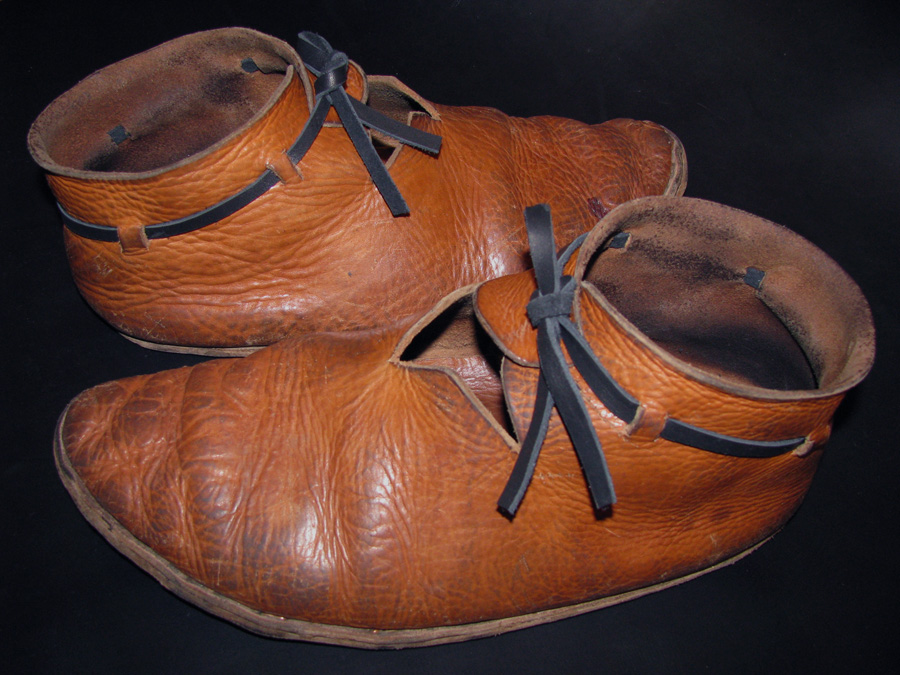 Средневековая обувь. реконструкция
